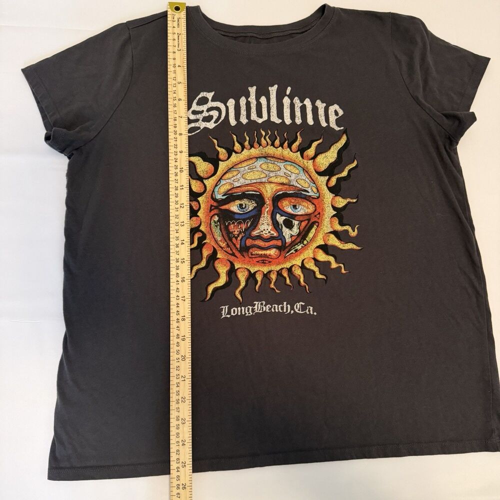Sublime Women’s XL Graphic T Shirt Sun Face Long Beach CA Black Band Tee - Picture 3 of 6